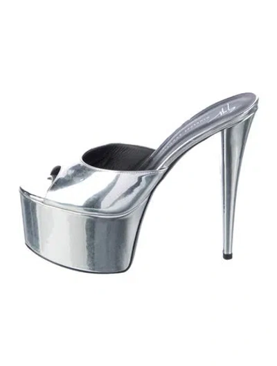 Pre-owned Giuseppe Zanotti Patent Leather Mules In Silver