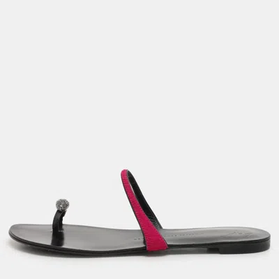 Pre-owned Giuseppe Zanotti Pink Calf Hair Flat Sandals Size 41