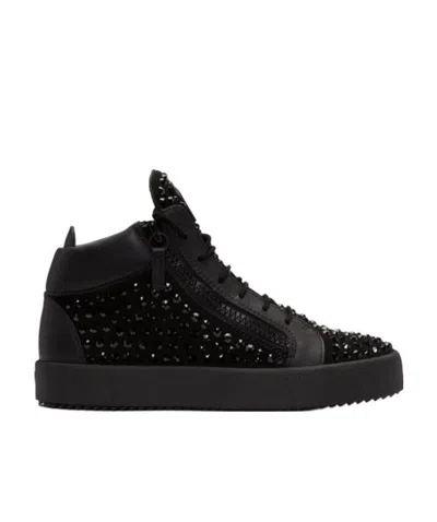 Giuseppe Zanotti Riveted Details Casual Sports Shoes In Black