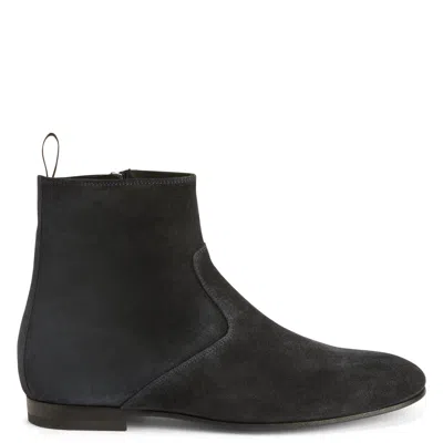 Giuseppe Zanotti Ron Panelled Suede Ankle Boots In Grey