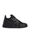 Giuseppe Zanotti Shoulder Strap Low-cut Sneakers In Black