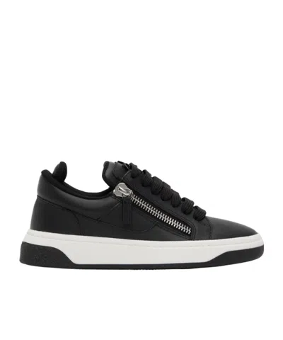 Giuseppe Zanotti Side Zipper Low-cut Casual Shoes In Black