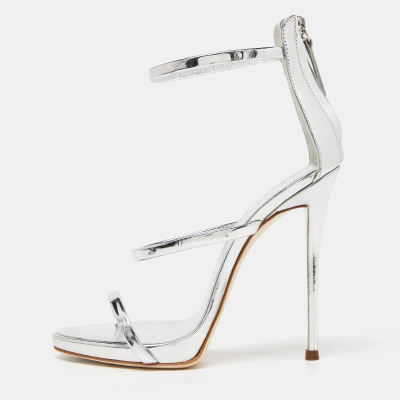 Pre-owned Giuseppe Zanotti Silver Patent Leather Harmony Sandals Size 37