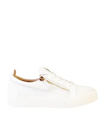 Giuseppe Zanotti Zip Detail Low-top Sneakers In White