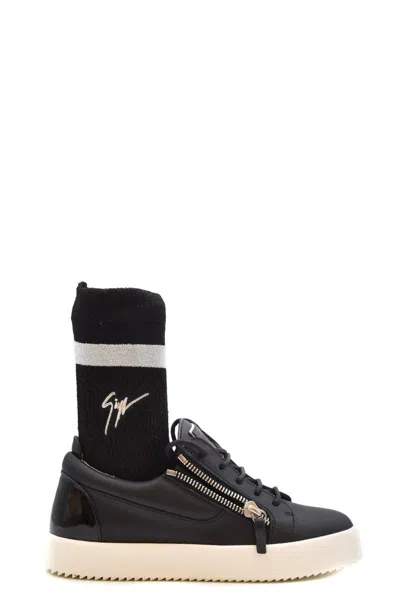 Giuseppe Zanotti Sneakers In Black
