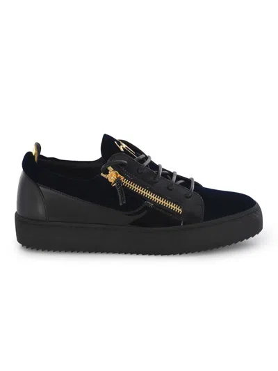 Giuseppe Zanotti Zip-detail Frankie Trainers In Black