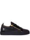 Giuseppe Zanotti Zip-detailed Low-top Sneakers In Black