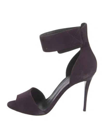 Pre-owned Giuseppe Zanotti Suede Pumps In Purple