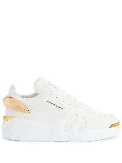 Giuseppe Zanotti Talon In White