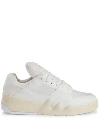 Giuseppe Zanotti Talon In White