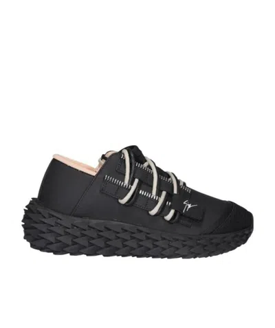 Giuseppe Zanotti Tie Casual Sports Shoes In Black