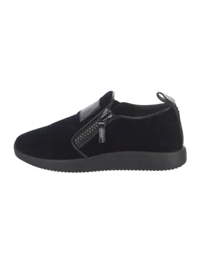 Pre-owned Giuseppe Zanotti Velvet Loafers In Black