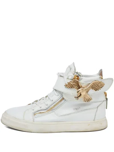 Pre-owned Giuseppe Zanotti Vintage Eagle-embellishment High-top Sneakers In White