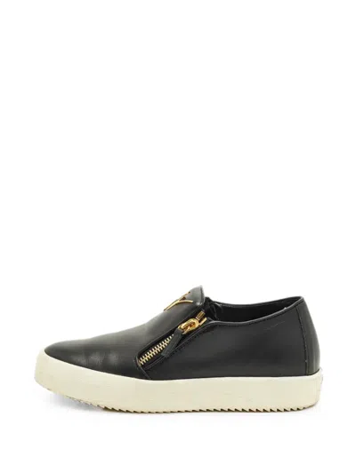 Pre-owned Giuseppe Zanotti Vintage Eve Side-zip Sneakers In Black