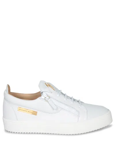 Giuseppe Zanotti White Minimalist Trainers With Textured Sole