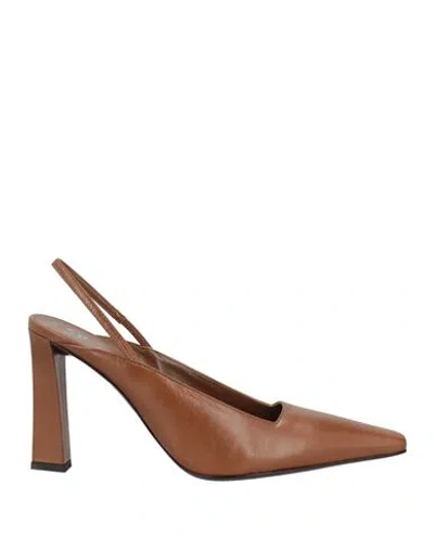 Giuseppe Zanotti Woman Pumps Tan Size 8 Leather In Brown