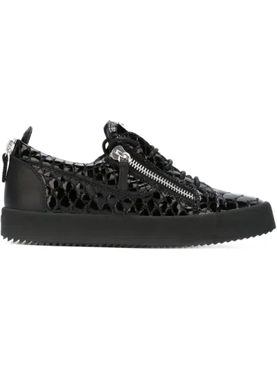 Giuseppe Zanotti Zip Detail Sneakers In Black