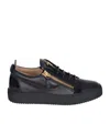 Giuseppe Zanotti Zip-detailed Low-top Sneakers In Black