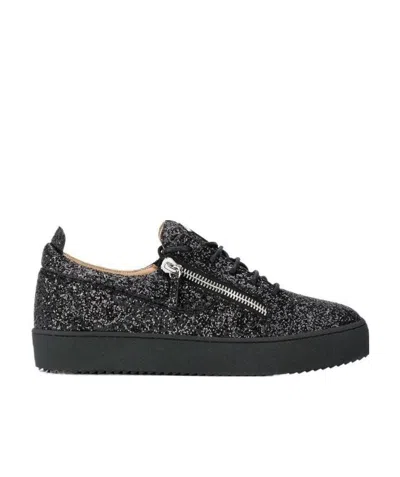 Giuseppe Zanotti Zipper Casual Sneakers In Black