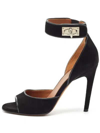 Pre-owned Givenchy 130mm Shark Lock Sandals In Black