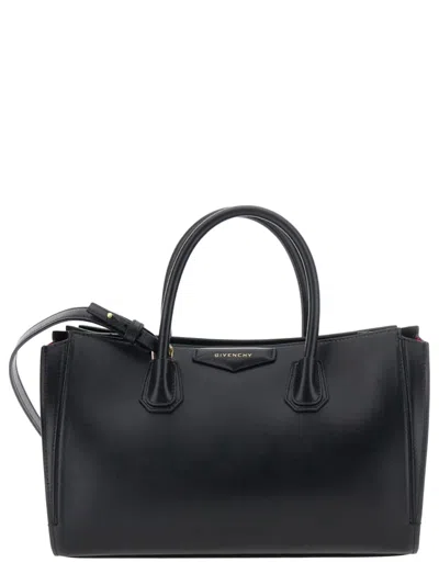 Givenchy 19 Cm Mini Pentagonal Leather Shoulder Bag With Magnetic Closure In Nero