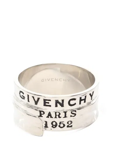 Pre-owned Givenchy 2010s Logo-engraved Ring In Silver