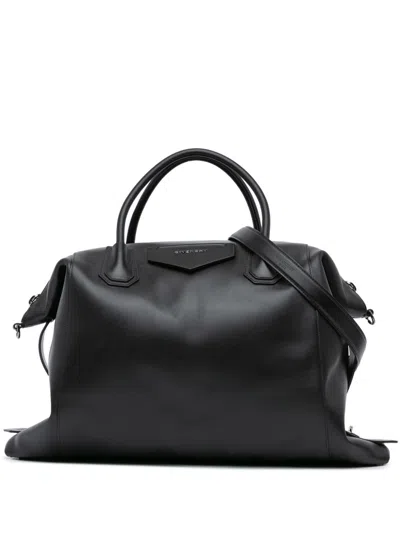 Pre-owned Givenchy 2020 Large Antigona Soft Satchel In Black