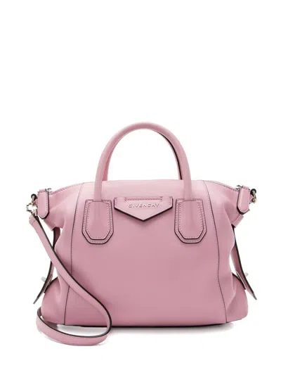 Pre-owned Givenchy 2020 Logo-plaquesatchel Bag In Pink