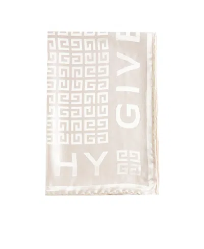 Givenchy 4g Logo Scarf In White
