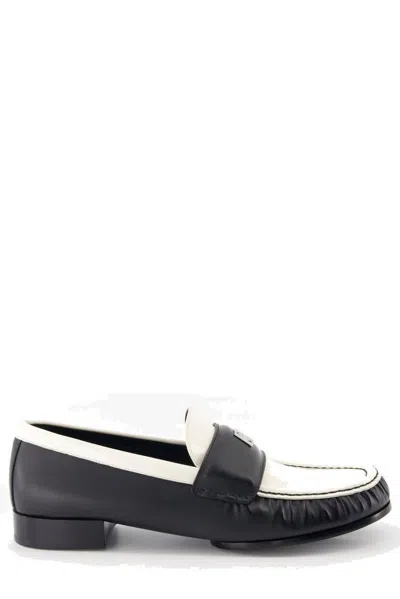 Givenchy 4g-motif Leather Loafers In Nero/bianco