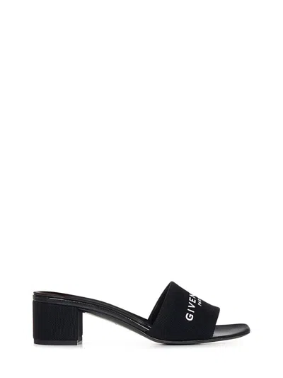 Givenchy 4g Sandals In Black