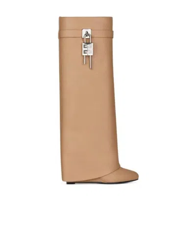 GIVENCHY GIVENCHY SHARK LOCK BOOTS