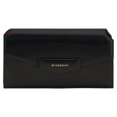 Pre-owned Givenchy Antigona Box Clutch � Black