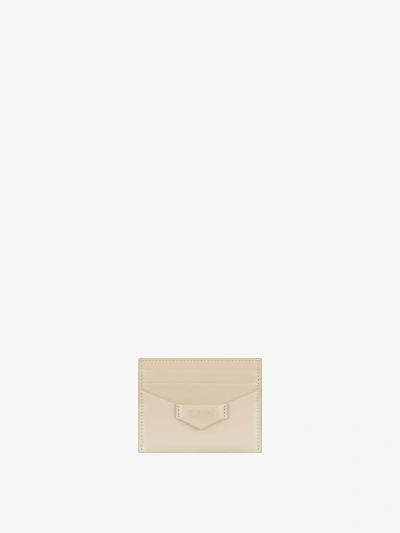 Givenchy Antigona Card Holder In Box Leather In Neutral