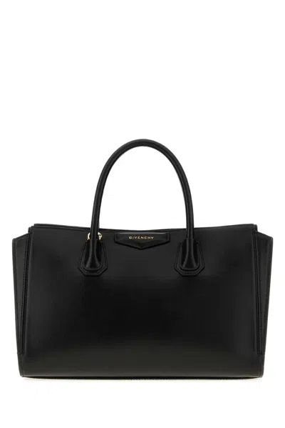 Givenchy Antigona Catchall - Small Bag In Black