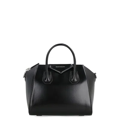 GIVENCHY GIVENCHY ANTIGONA LEATHER BAG