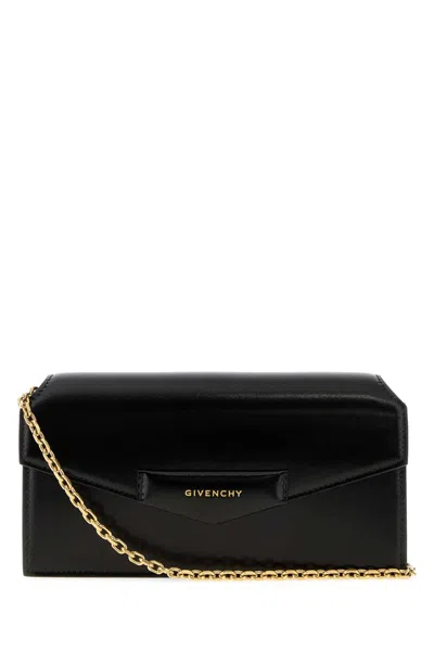 Givenchy Antigona On Chain In Black
