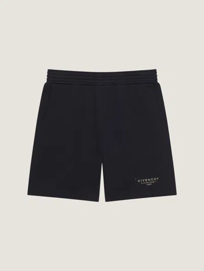 GIVENCHY BERMUDA SHORTS IN FLEECE WITH GIVENCHY STAMP PRINT