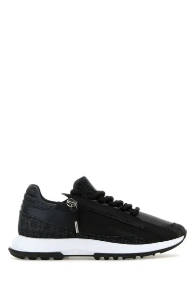 Givenchy Spektre Runner Low-top Sneakers In Black
