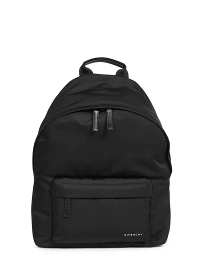 GIVENCHY BLACK ESSENTIAL U BACKPACK