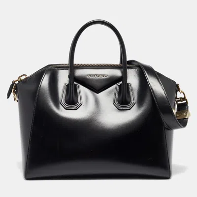 Pre-owned Givenchy Black Glossy Leather Medium Antigona Satchel
