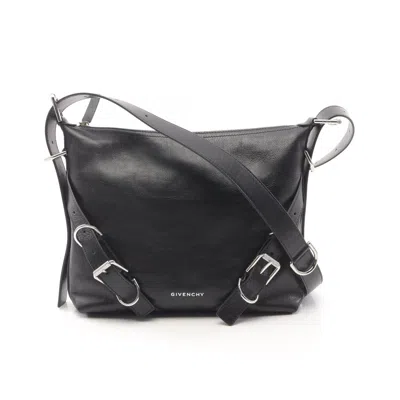 Pre-owned Givenchy Black Leather Shoulder Bag ()