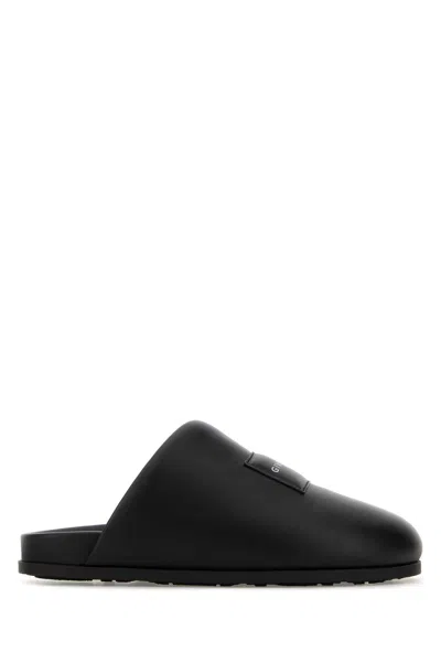 GIVENCHY GIVENCHY BLACK LEATHER SLIPPERS