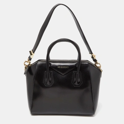 Pre-owned Givenchy Black Leather Small Antigona Satchel