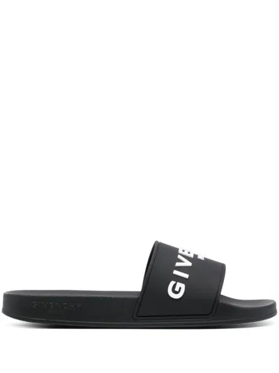 GIVENCHY GIVENCHY BLACK SANDALS WITH EMBOSSED LOGO