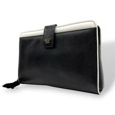 Pre-owned Givenchy Black White Leather Clutch Bag () In Multi