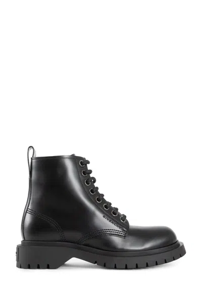 Givenchy Boots In Black