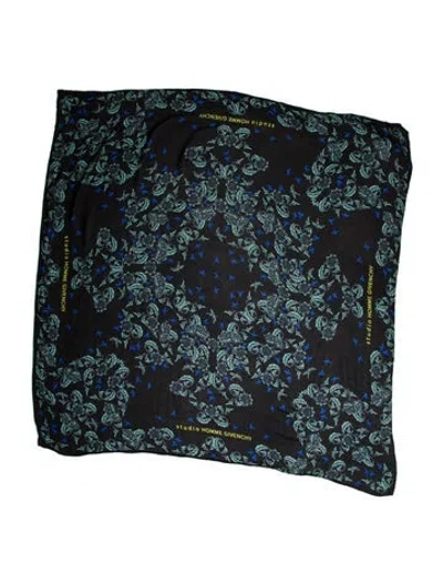 Pre-owned Givenchy Cashmere Printed Scarf In Black
