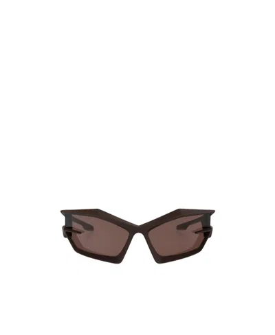 Givenchy Cat Eye-frame Tinted Sunglasses In Black