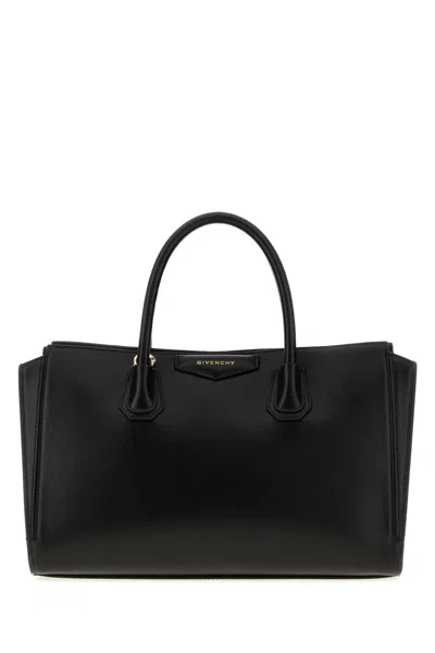 Givenchy Catchall Top Handle Bag In Black